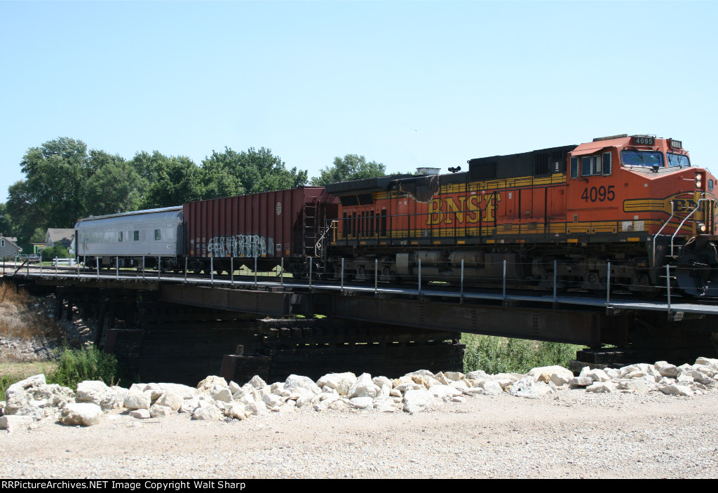 BNSF 808683